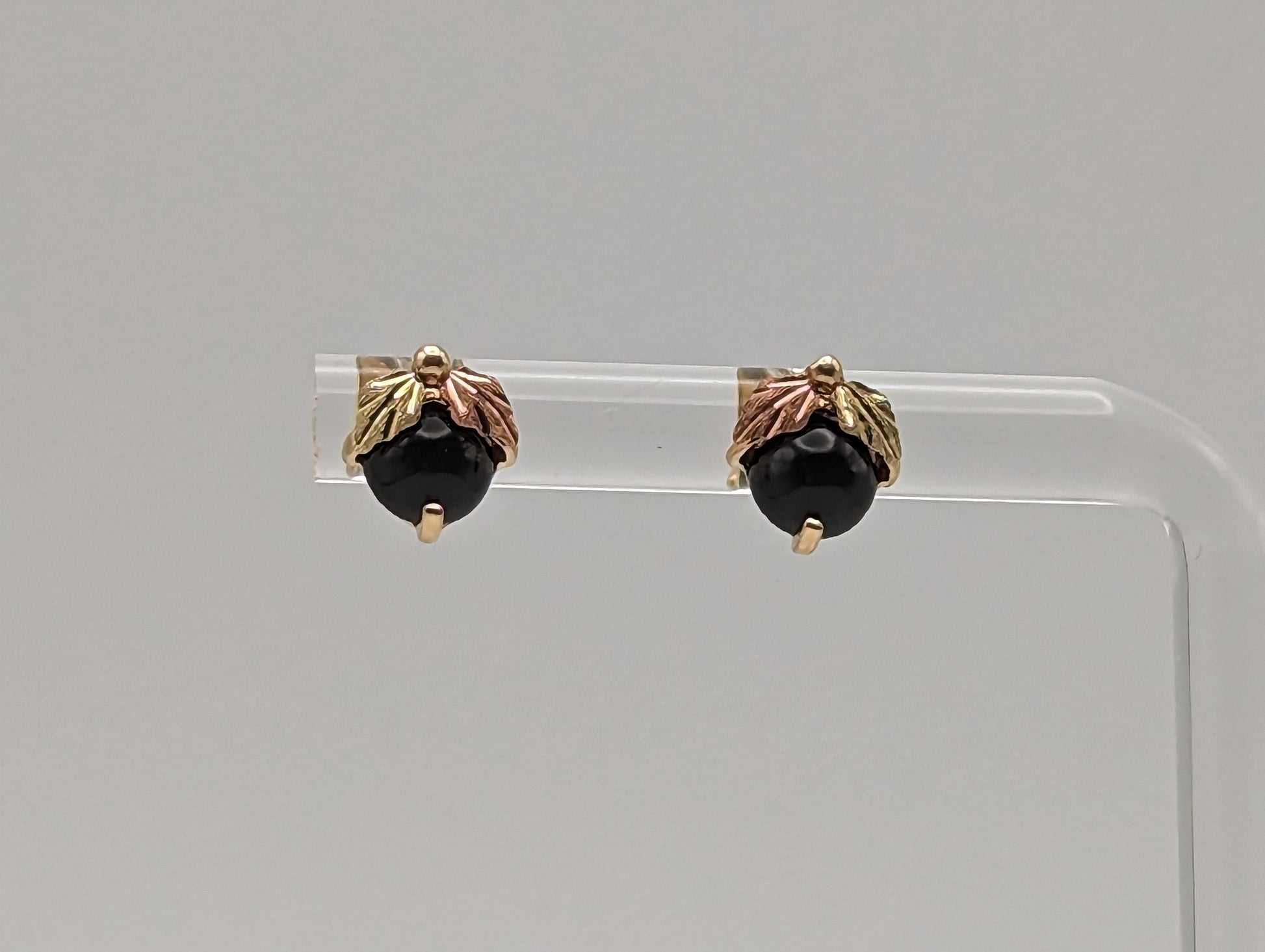 10k 12k Black Hills Gold Black Onyx Traditional Gold Vine Studs Earrings Post Design Earrings BHG