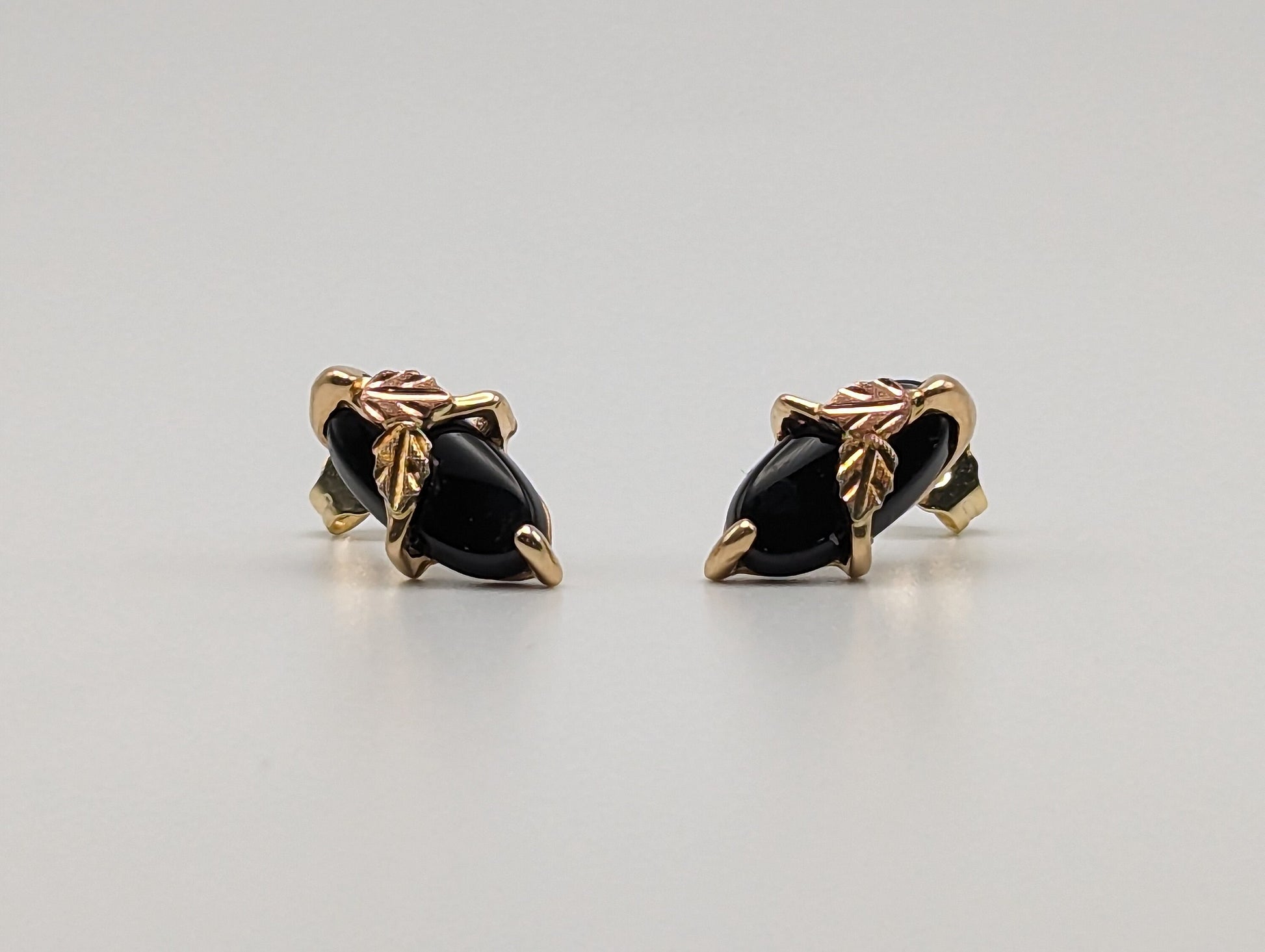 10k 14k Black Hills Gold Marquise Cut Onyx Earrings Tri Color Vintage Pierced Studs Onyx Earrings BHG
