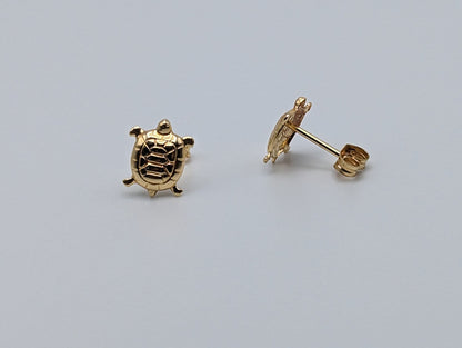 Dainty Turtle Solid Gold 18K Yellow Gold Turtle Stud Earrings