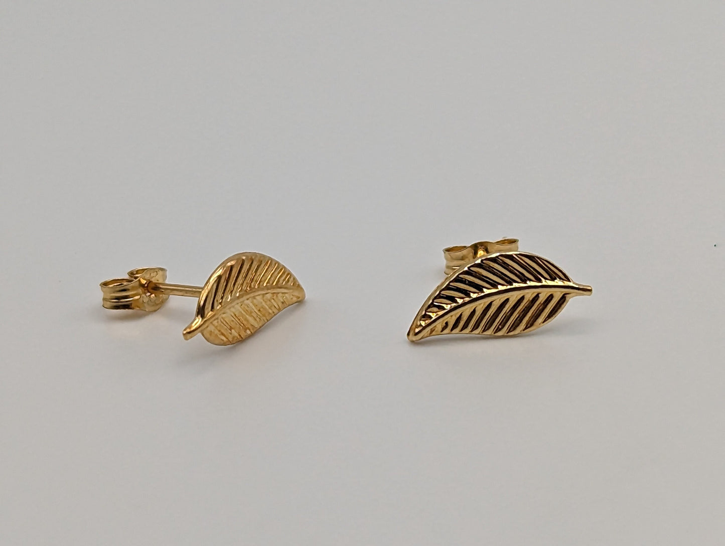 Dainty Feather Solid Gold 18K Yellow Gold Feather Leaf Stud Earrings