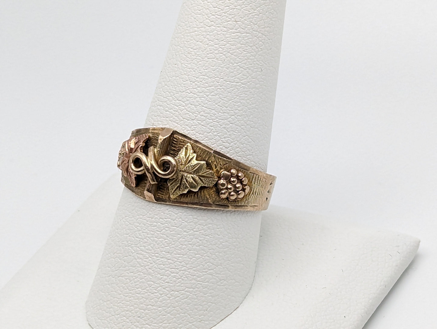 Heavy Black Hills Gold Ring. 10k Multi-tone Gold Black Hills Signet Ring. 10k/12k Black Hill Band. Rose Gold Flower Vine Ring.