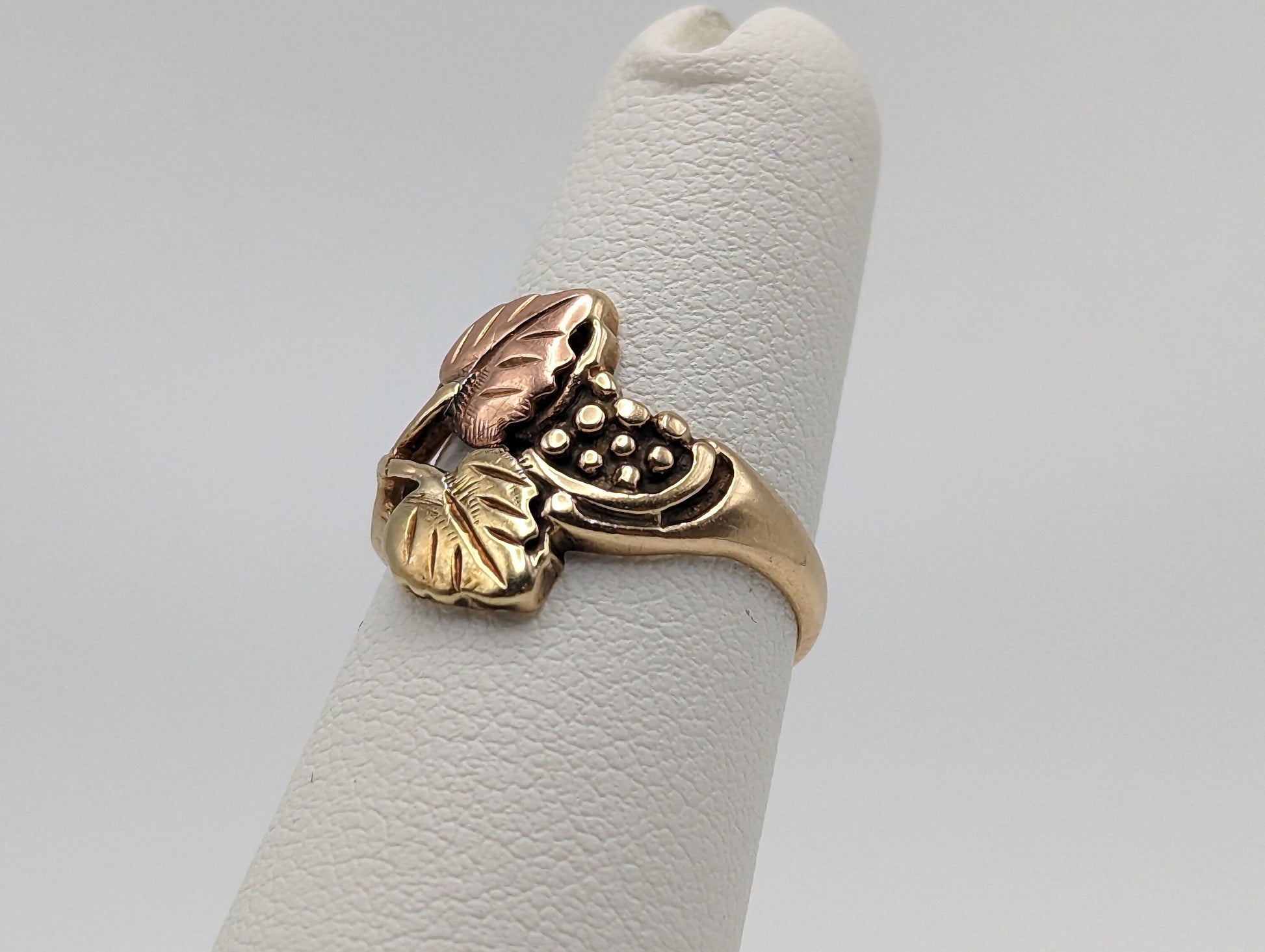 Black Hills Gold Ring. 10k Multi-tone Gold Black Hills Signet Ring. 10k/12k Black Hill Band. Rose Gold Flower Vine Ring.