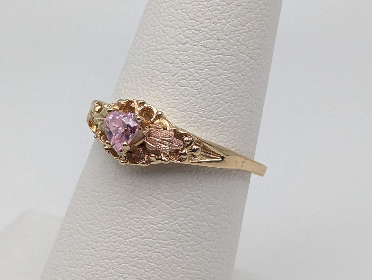 10k Black Hills Gold Pink Heart Stone Ring. 10k Leaf Pink Heart Stone Vine Ring. 10k Womens Black Hills Vine Ring.