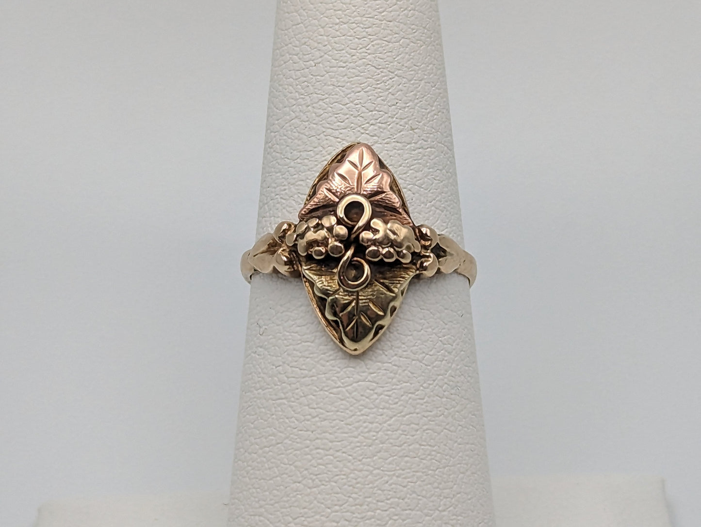 Black Hills Gold Ring 10k 12k Multi-tone Gold Black Hills Signet Ring. 10k/12k BHG Rose Gold Flower Vine Ring.