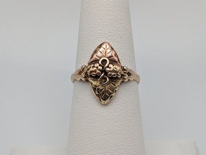 Black Hills Gold Ring 10k 12k Multi-tone Gold Black Hills Signet Ring. 10k/12k BHG Rose Gold Flower Vine Ring.