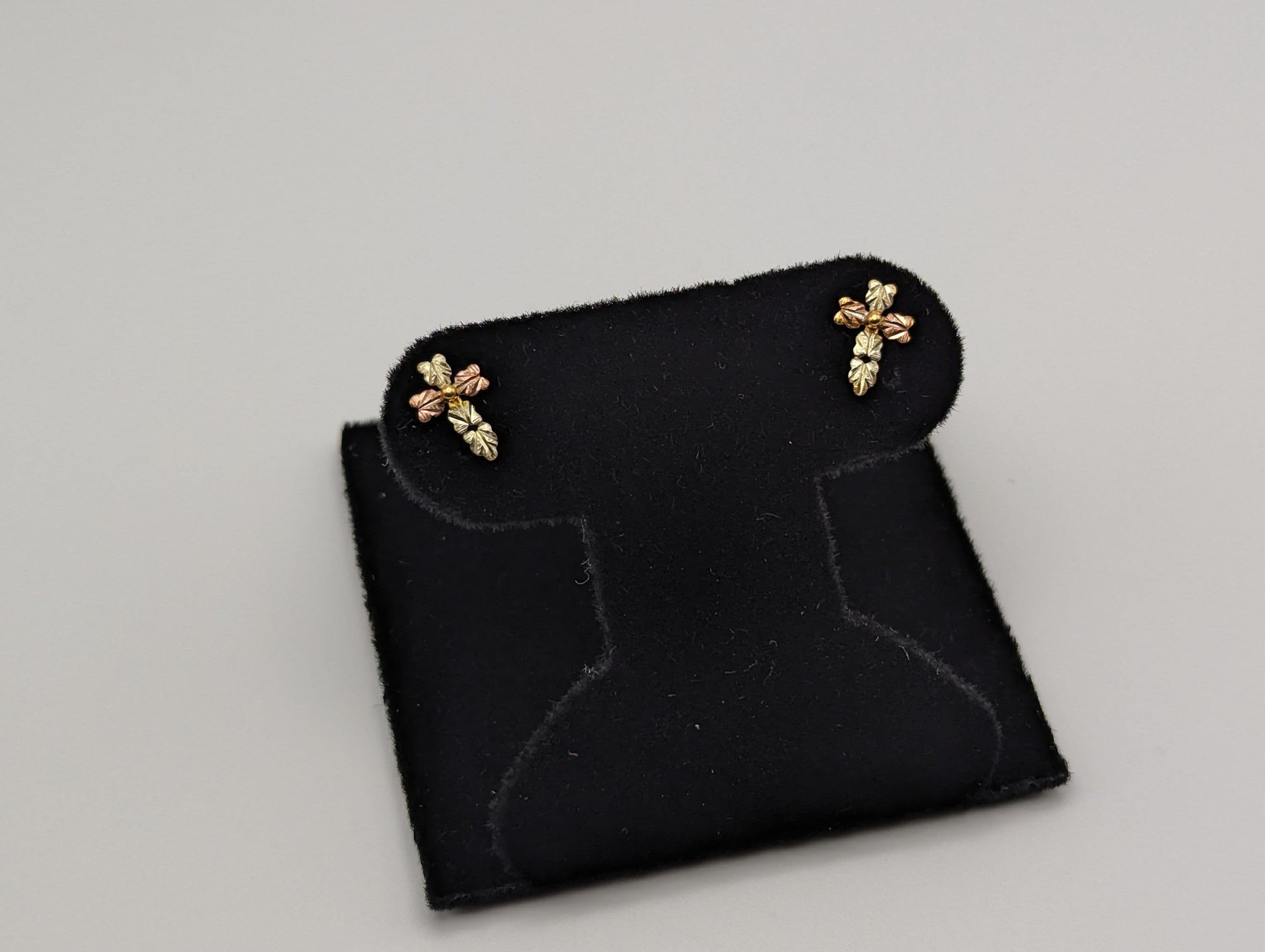 10k 12k Black Hills Gold Cross Earrings Tri Color Vintage Pierced Studs Gold Cross Earrings BHG