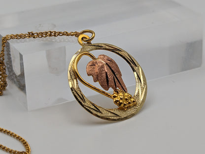 10k 12k Black Hills Rose Gold Leaf & Vine Round Pendant w Necklace 12K GF Chain. 10k Black Hills Gold Vine Necklace Pendant