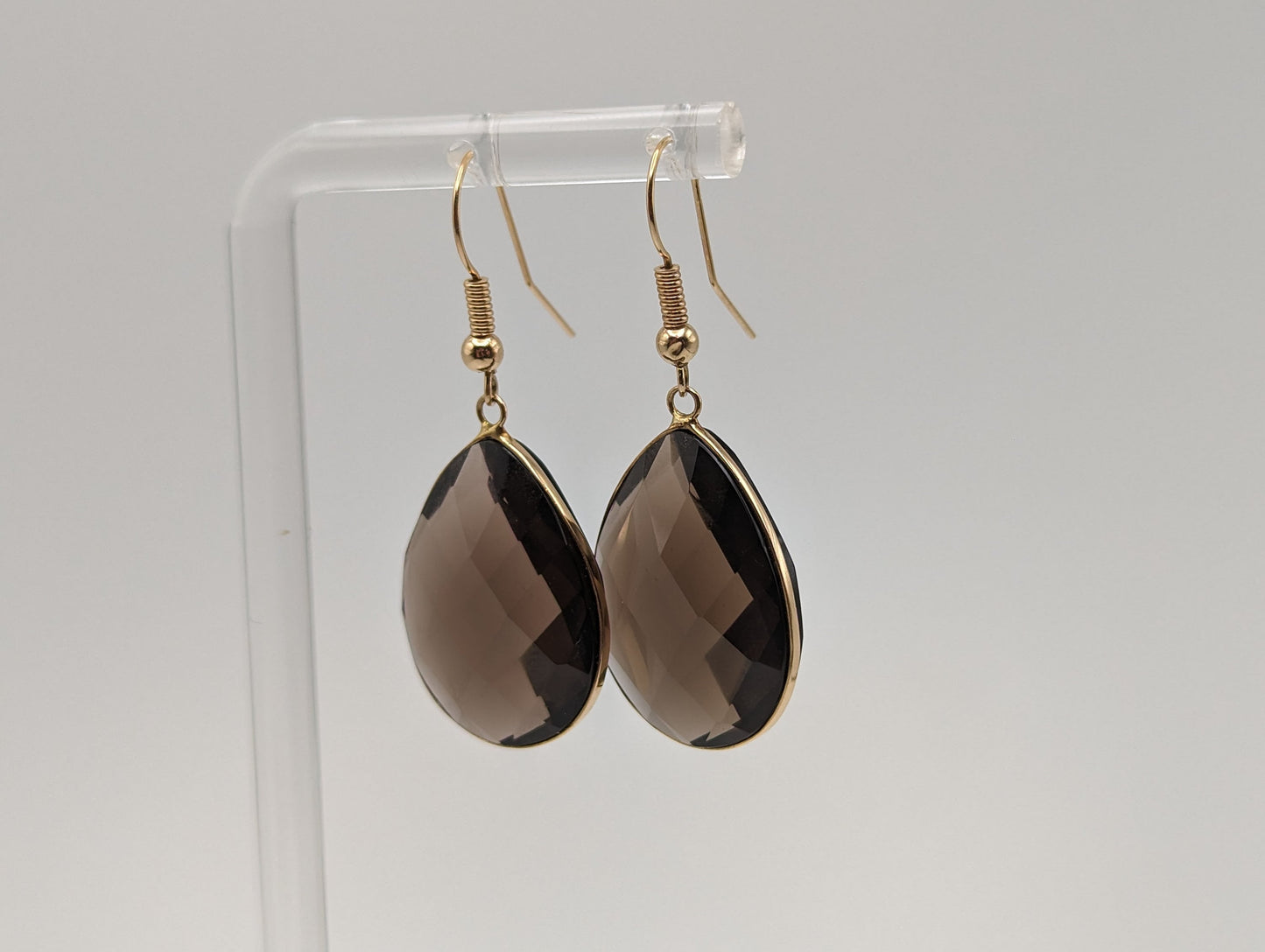 14k Brown Smoky Topaz Pear Shape Earrings. 14k Yellow Gold Topaz Dangel Earrings.