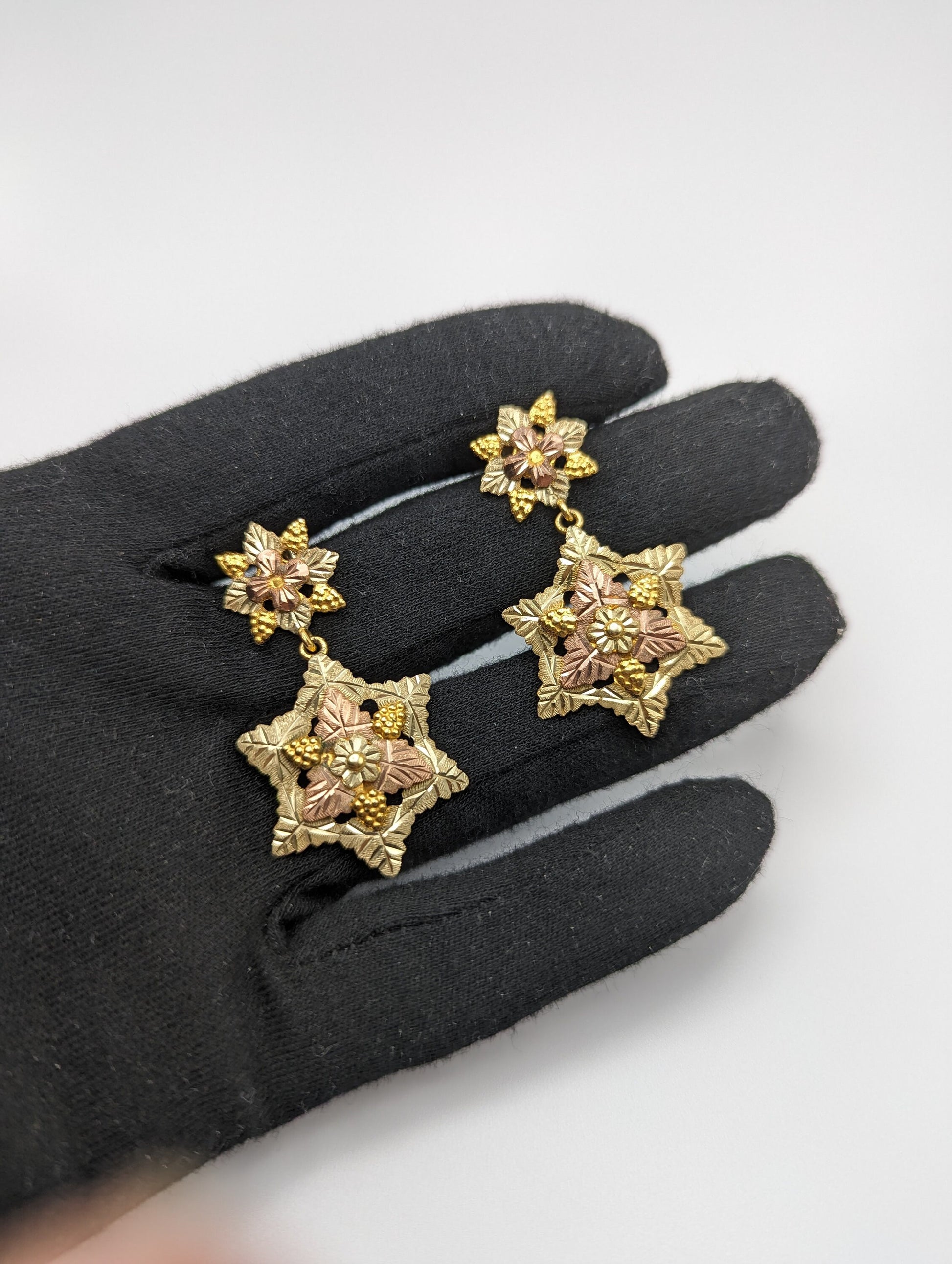 Large Black Hills Gold Traditional 10k Gold Vine Flower Earrings 10k Rose Gold Black Hills Gold Trio Gold Vine Leaf Flower Earrings.