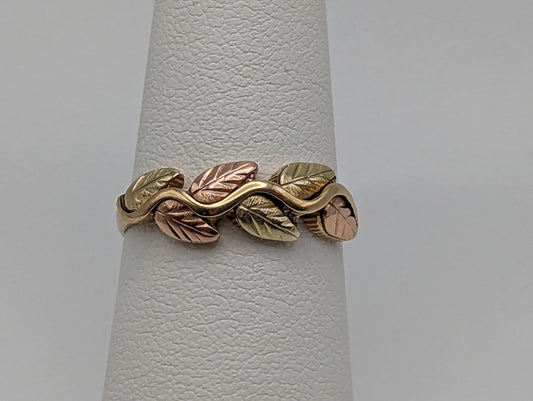 10k 12k Black Hills Gold Promise Ring Multi-tone Gold Black Hills Signet Ring 10k/12k Black Hill Band. Rose Gold Leaf Ring.