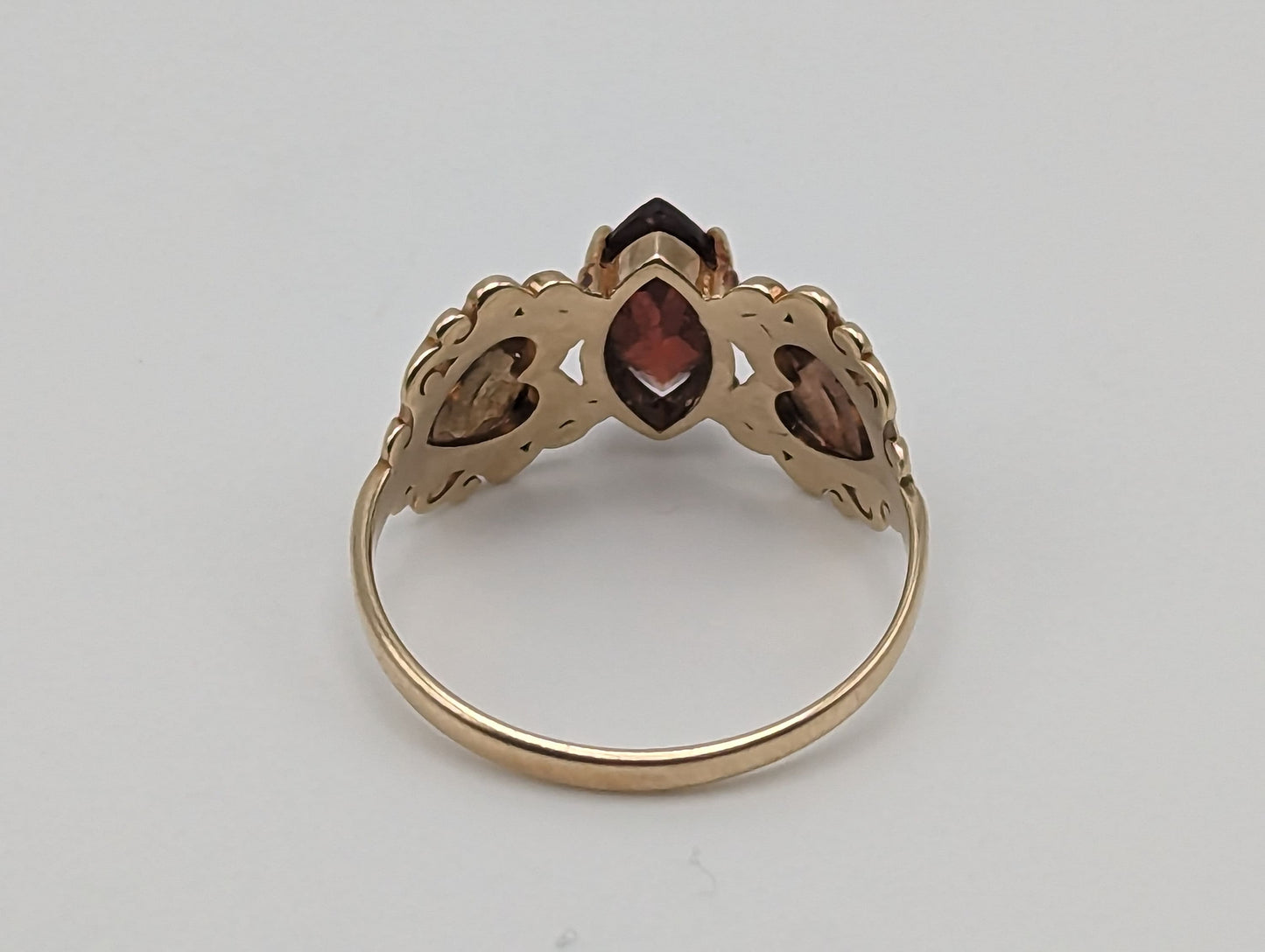 10k 12k Black Hills Gold Red Garnet Marquise Cut Stone Ring Leaf Red Stone Leaf Filigree Ring. 10k Womens Black Hills Vine Ring.