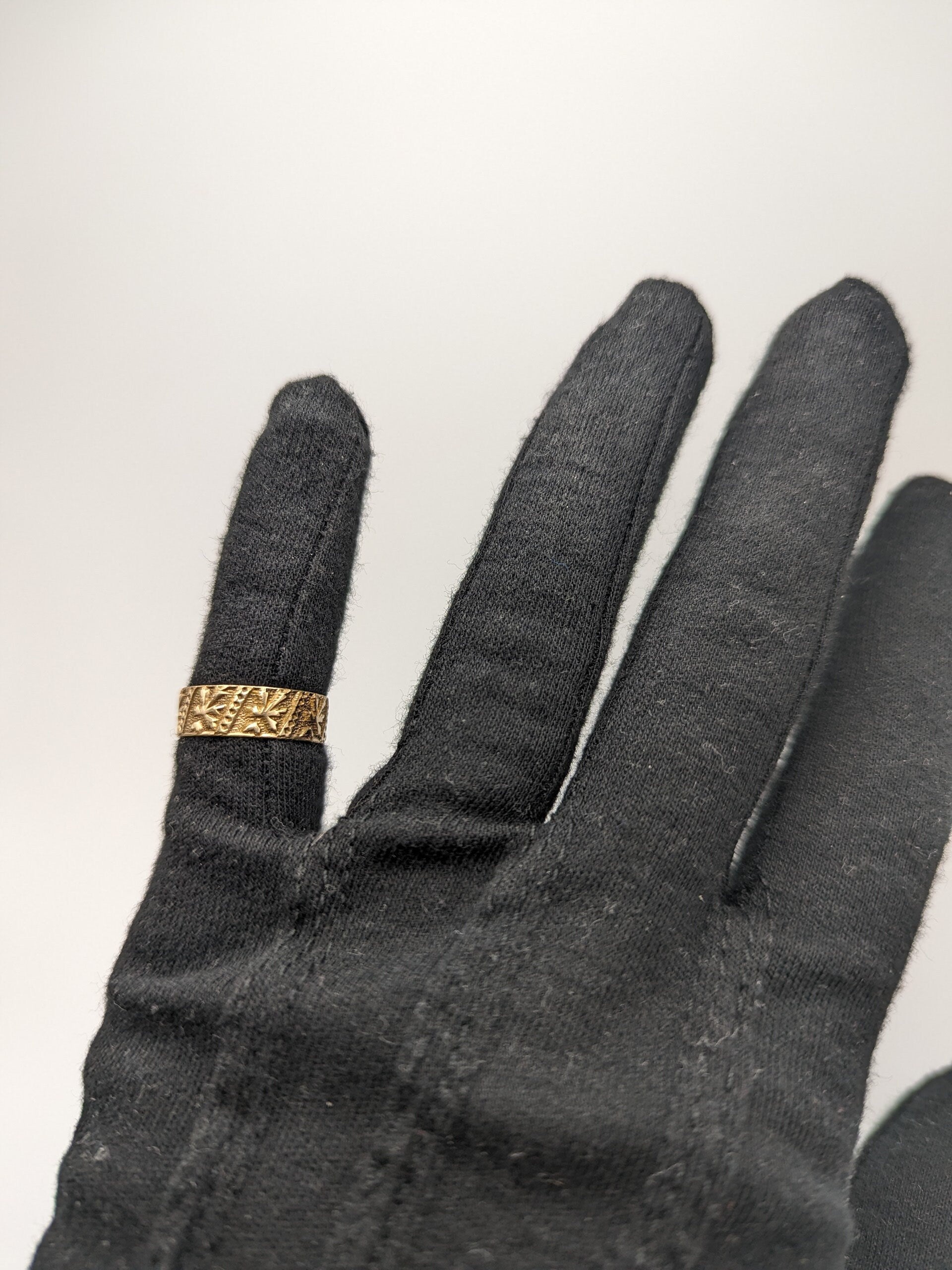 10k Antique 1900s Oak Leaf Design Wide Cigar Wedding Band Yellow Gold Wide band Gold