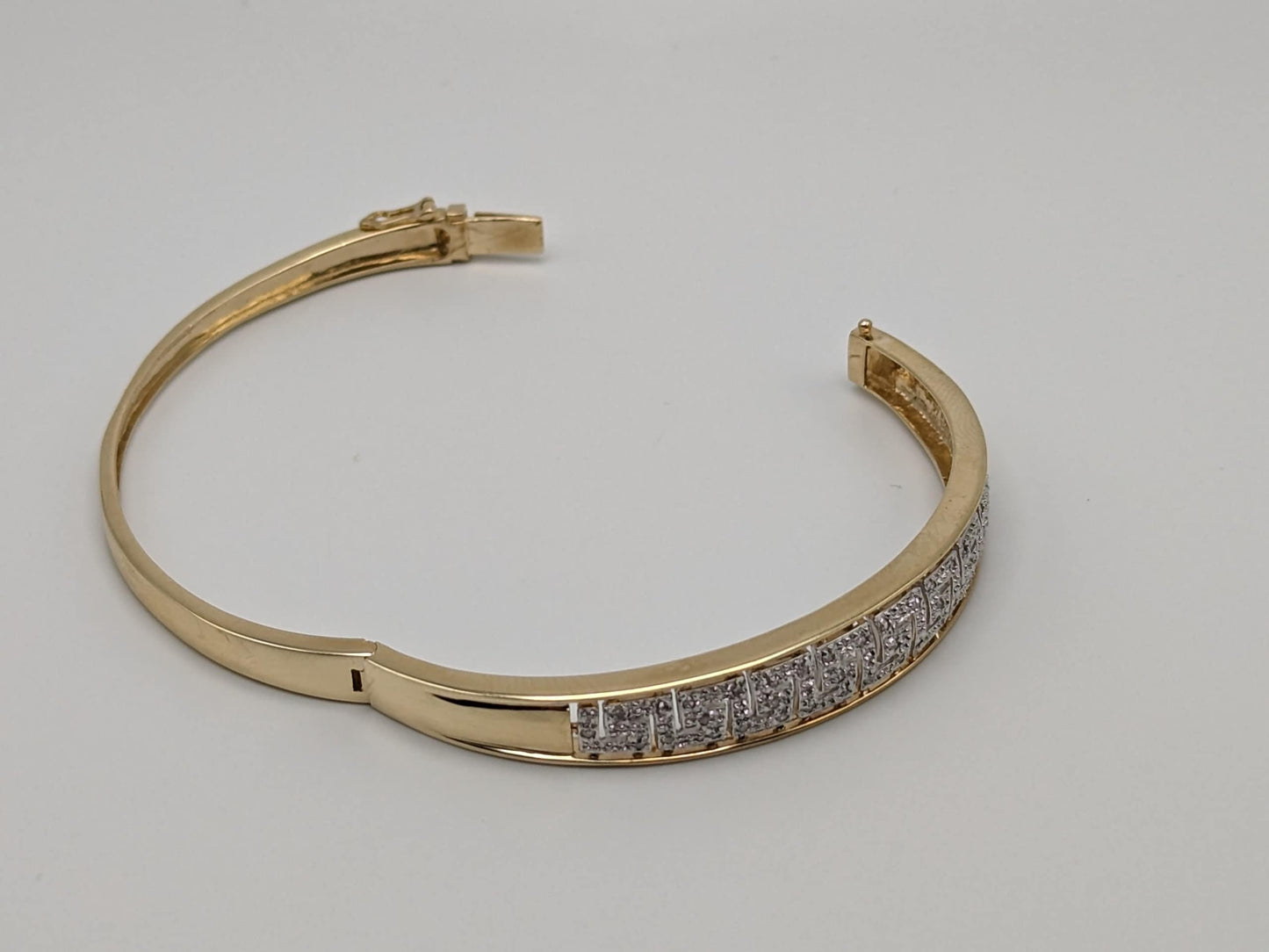 10K Heavy 12.6 gr Gold 9.0 Greek Key 0.25 ct Diamond Bangle Bracelet 7.5" 10k Solid Gold