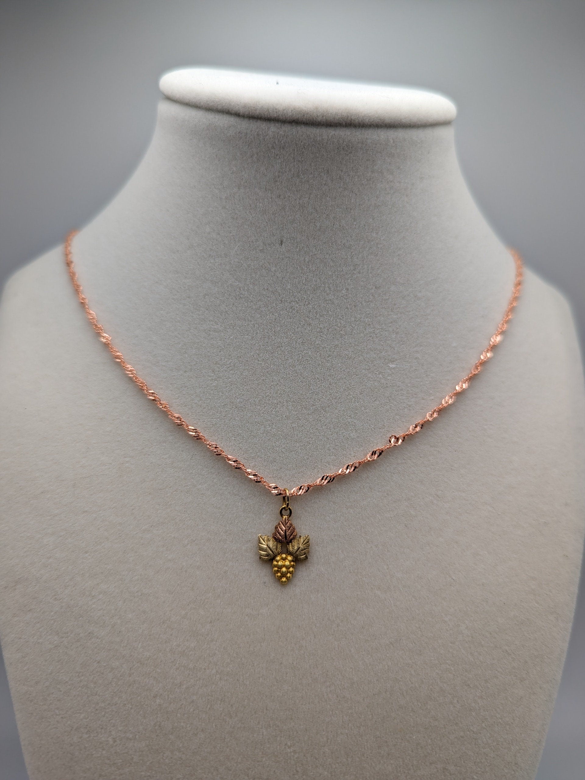 10k 12k Black Hills Rose Gold Leaf & Vine Pendant w Necklace 18K GF Chain. 10k Black Hills Gold Vine Pendant