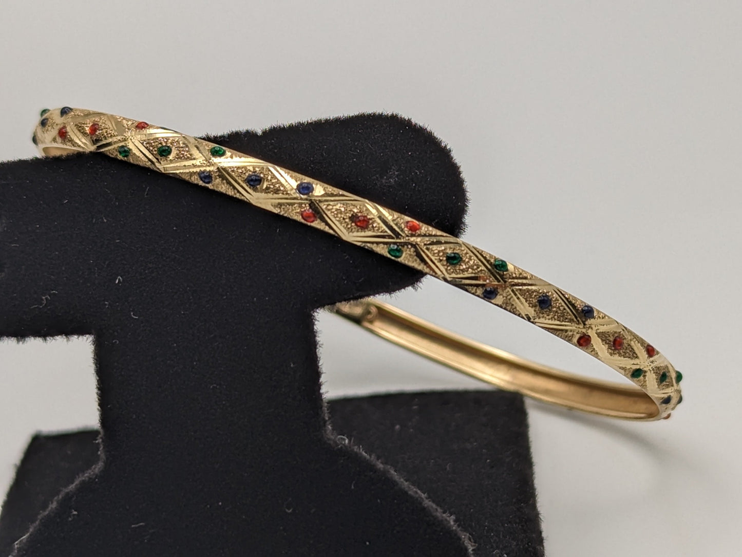 10K Yellow Gold Oval Hinge Bangle Bracelet Dia Cut Textured Green Blue Red Dotted Yellow Gold Bangle