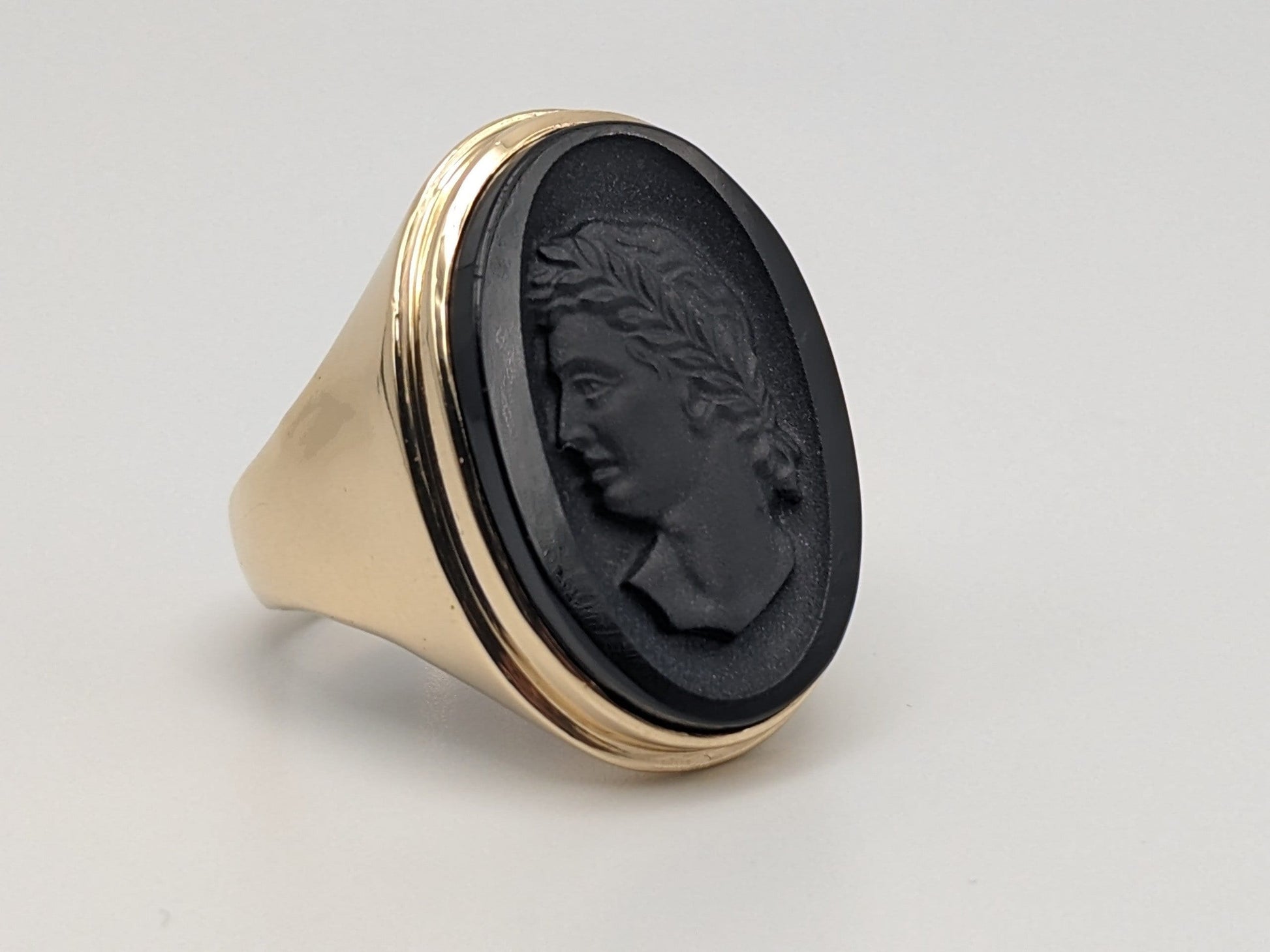 Antique 10k Gold 10gr Victorian Ring Intaglio Onyx Portrait Julius Ceasar Cameo Statement Ring