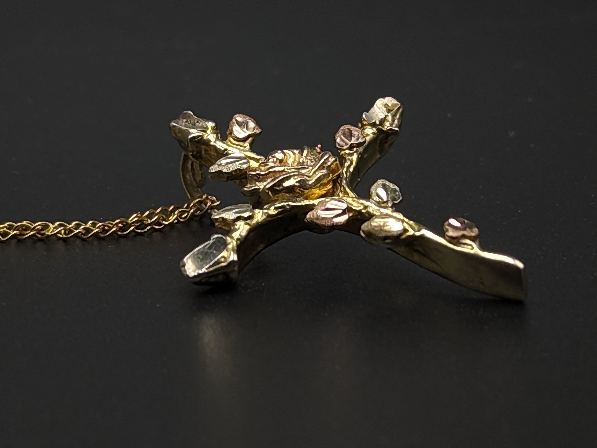 10k and Sterling Silver Cross Heart Black Hills Gold Pendant w GF 18" Chain BHG Green Rose Gold Leaf & Vine Cross Pendant w Necklace 10K GF