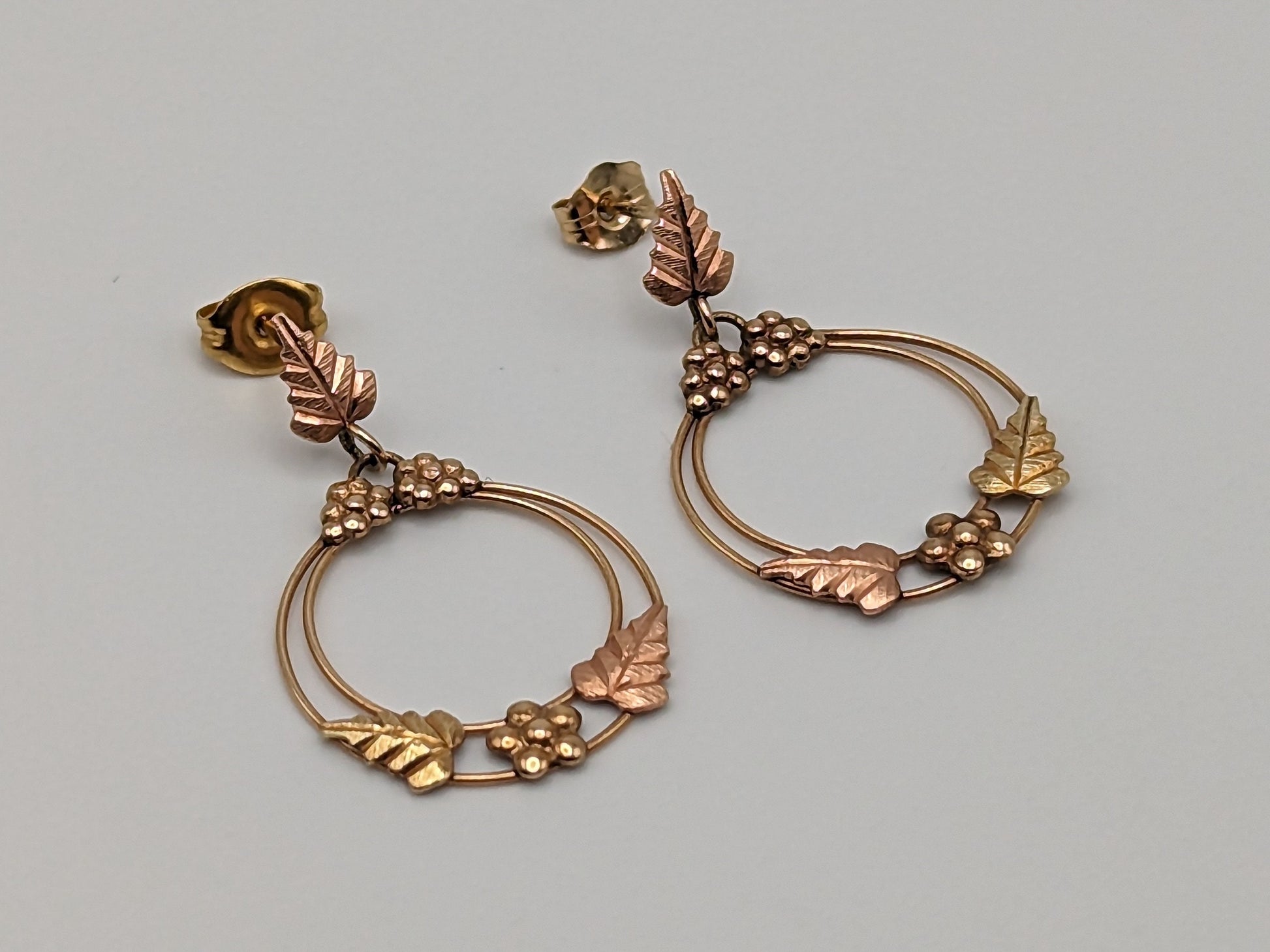 10k 12k Black Hills Gold Traditional 10k Gold Vine Hoop Earrings Rose Gold Black Hills Gold Trio Gold Vine Leaf Earrings