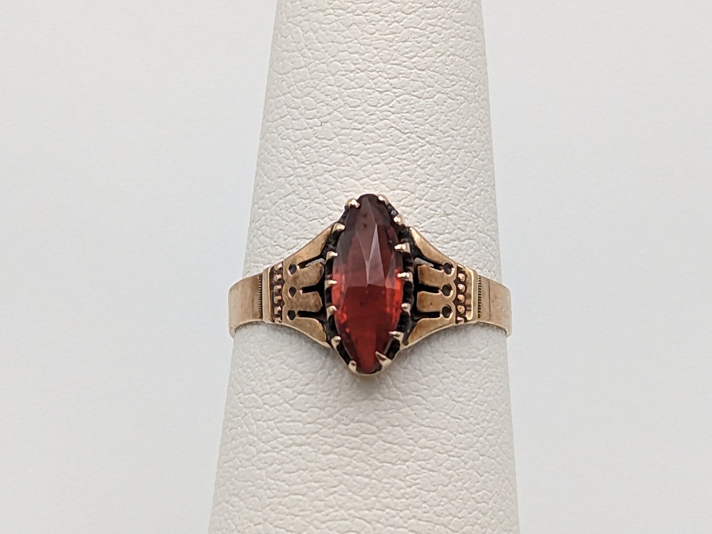 Antique 10k Yellow Gold Solitaire 1ct Garnet Stone Victorian Ring Red Garnet 10k Gold Promise Ring.