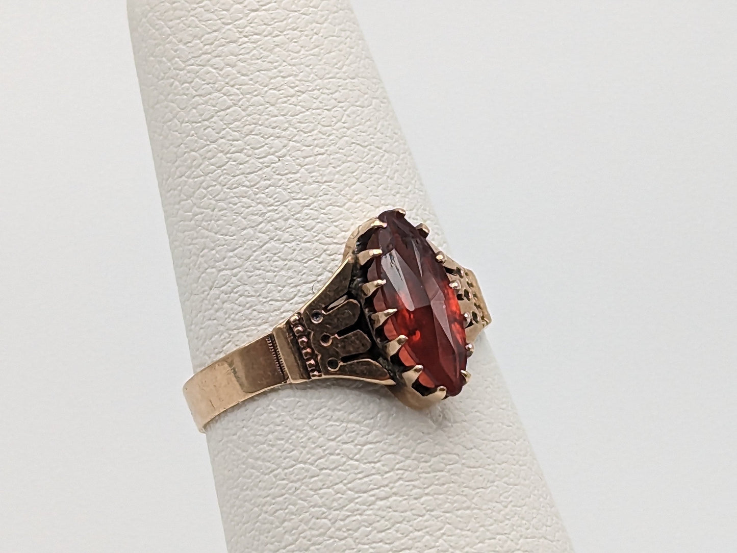 Antique 10k Yellow Gold Solitaire 1ct Garnet Stone Victorian Ring Red Garnet 10k Gold Promise Ring.