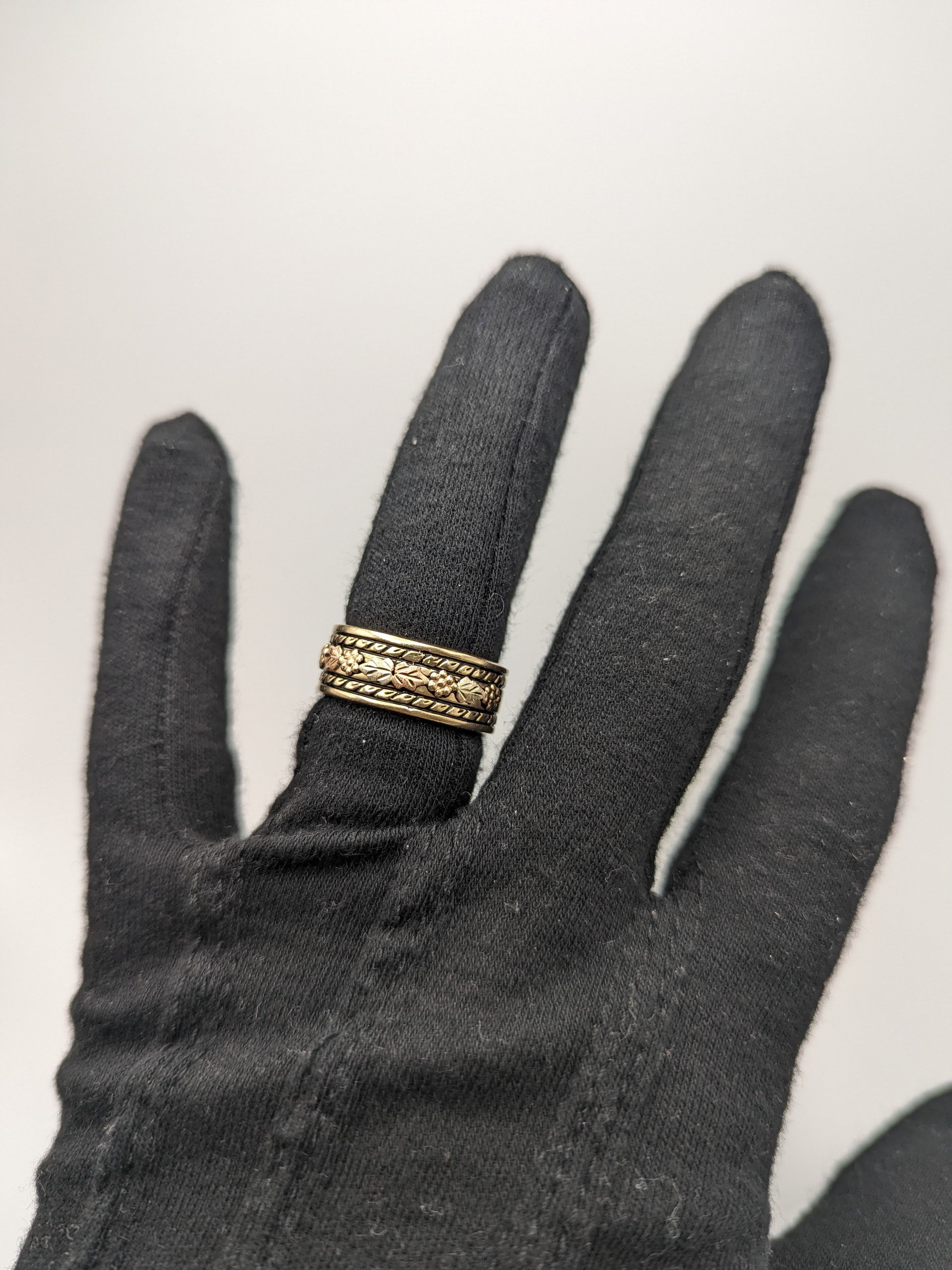 10k 12k Signet Ring 9mm Wide Wedding Band Black Hills Gold Vine Leaf Statement Engagement