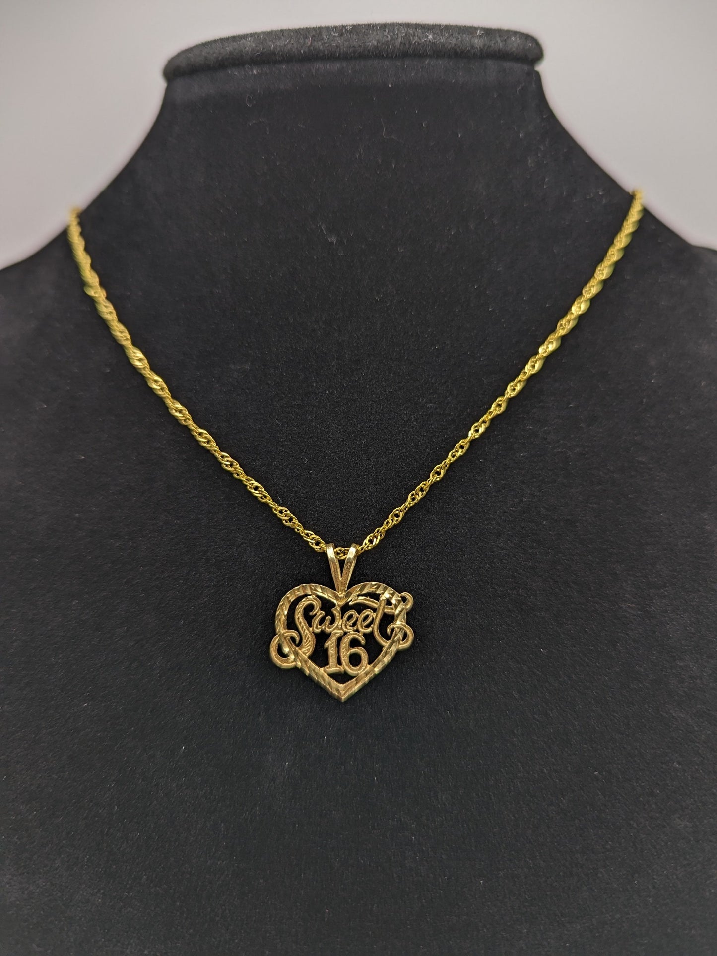 14k Yellow Gold Sweet 16 Heart Pendant. 14k Yellow Gold Vintage Heart Pendant w GF 18k chain