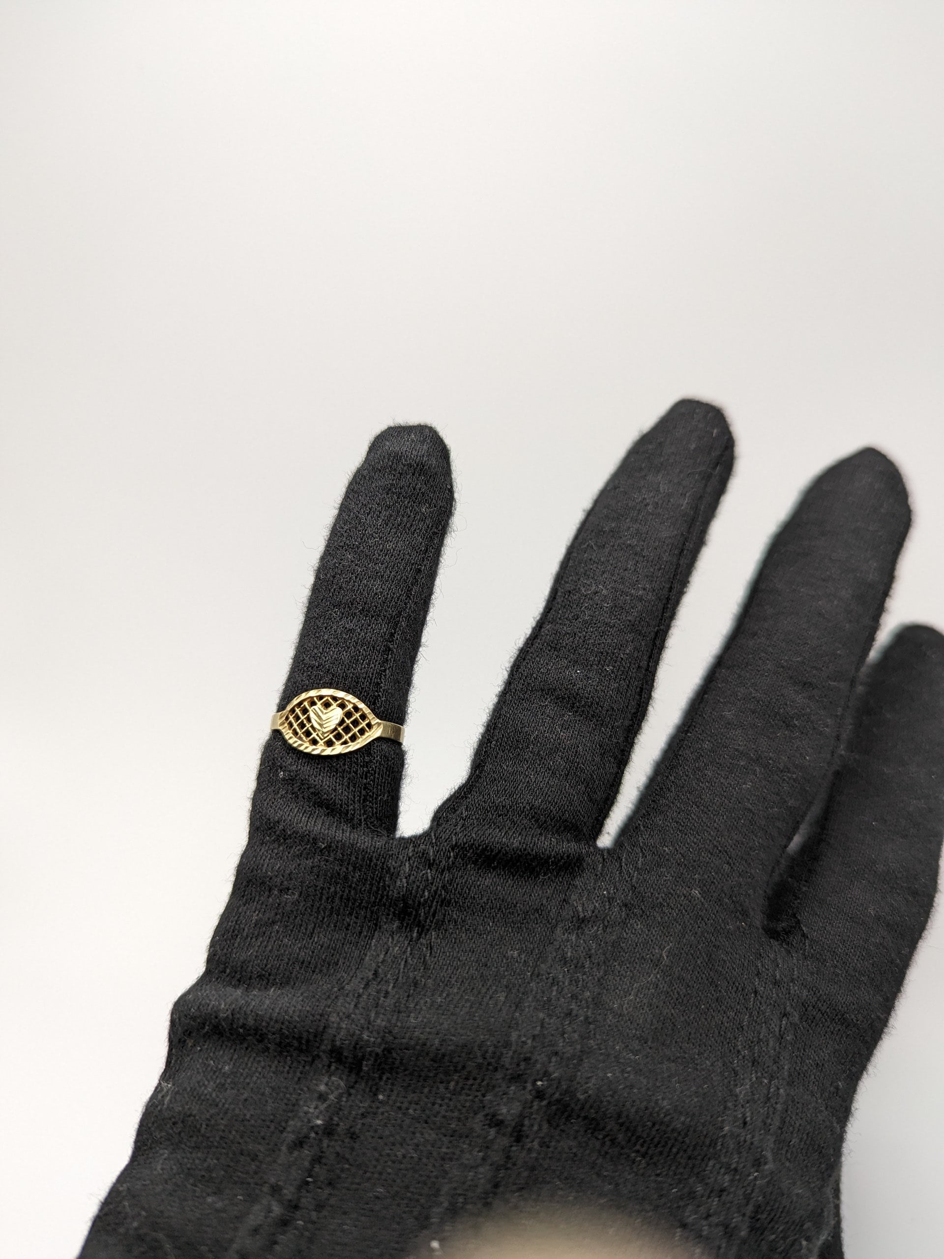 14k Gold Heart Quilted Pattern Ring. 14k Solid Gold Heart Promise Ring