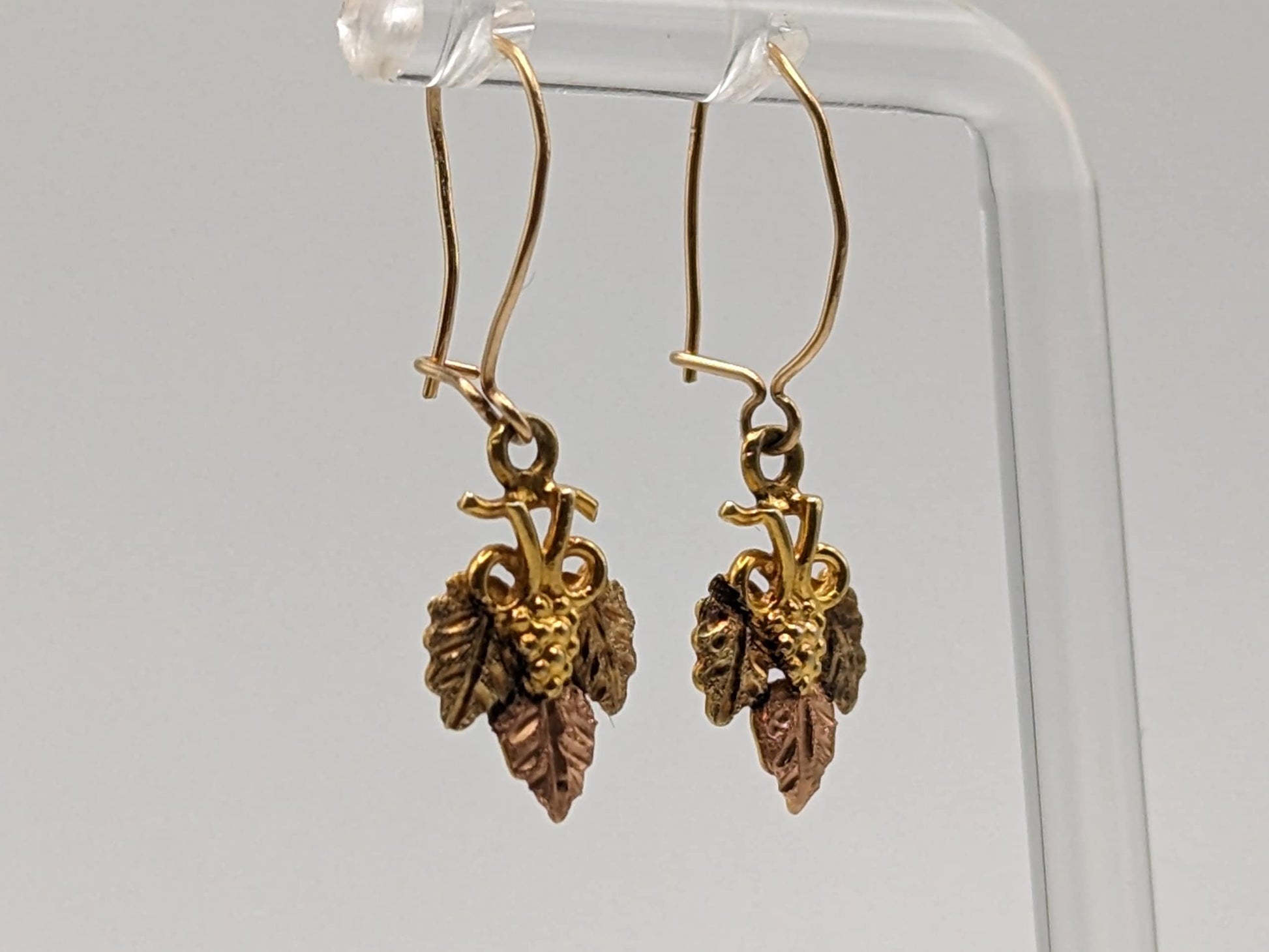 10k 12k Black Hills Gold Traditional 10k Gold Vine Dangle Earrings Rose Gold Black Hills Gold Trio Gold Vine Leaf Earrings